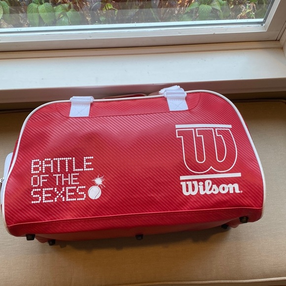 Wilson Billie Jean King Battle of the Sexes Athletic Tennis Bag - Picture 1 of 7